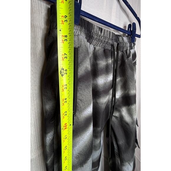 Bleecker & Mercer Windbreaker Hoodie and Pants Men's M Black & Gray Multi Pocket - Picture 15 of 15